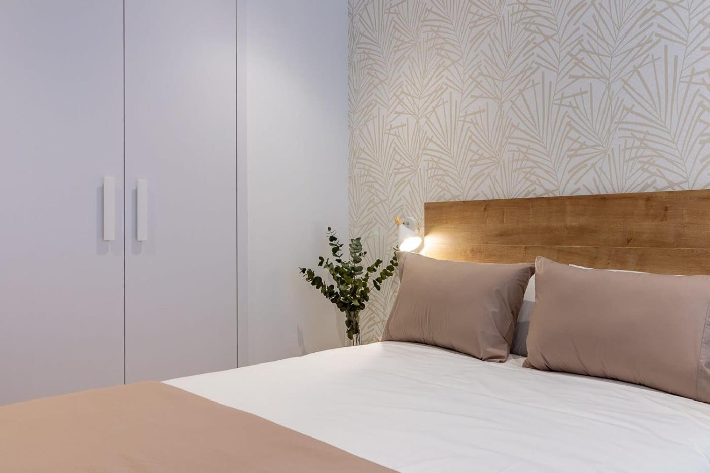 Room4You By Asturias Holidays Oviedo Esterno foto