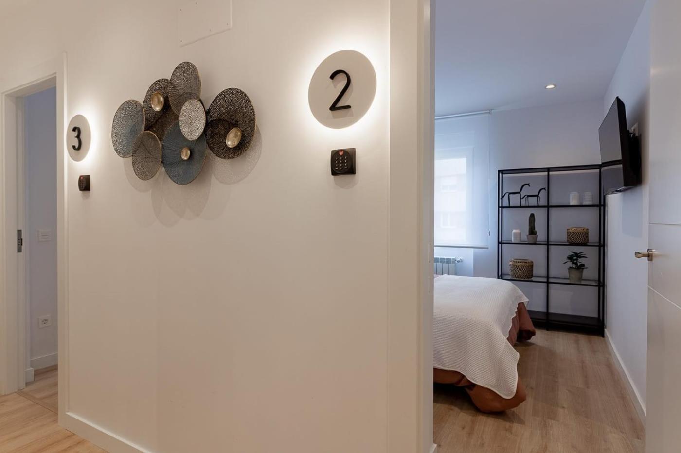 Room4You By Asturias Holidays Oviedo Esterno foto