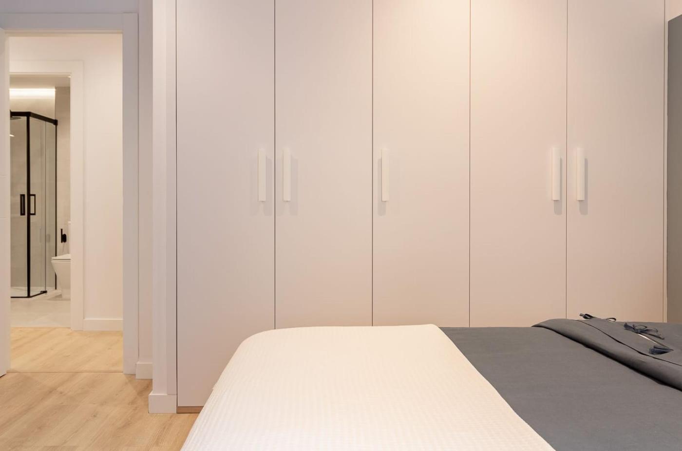 Room4You By Asturias Holidays Oviedo Esterno foto